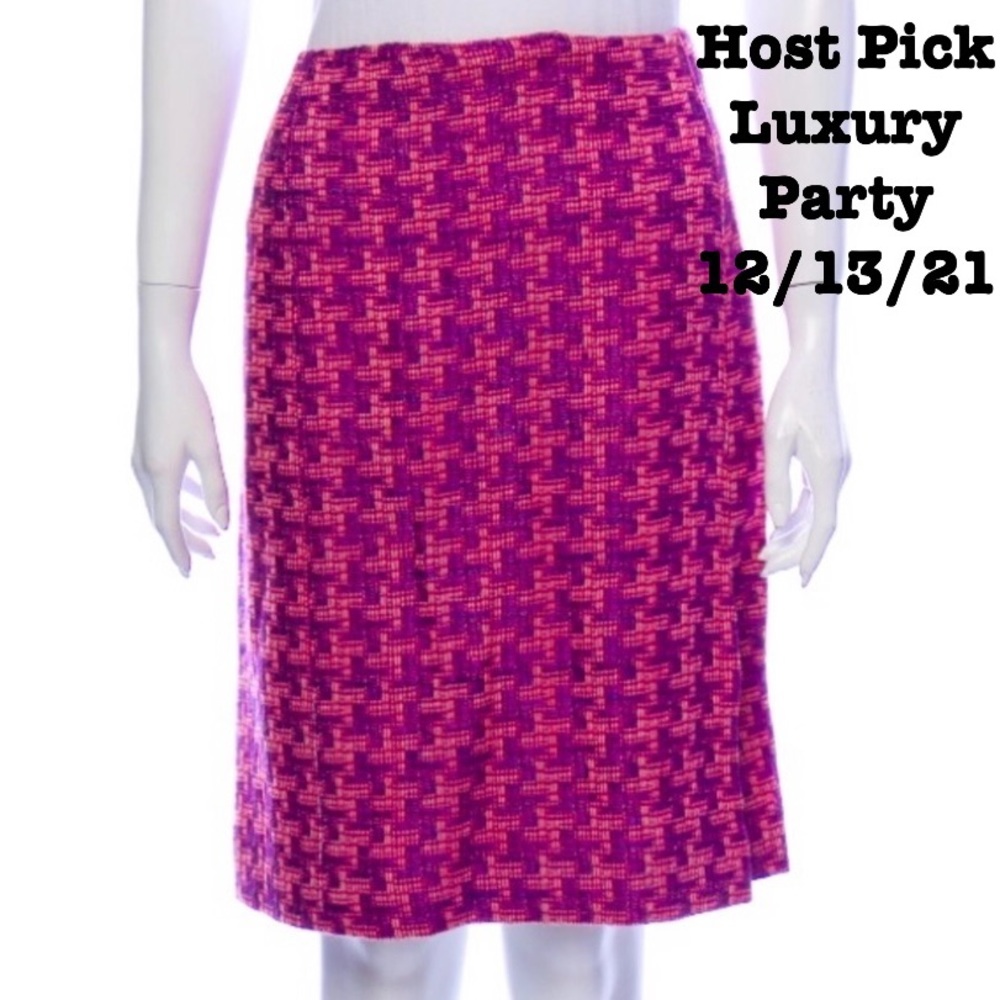 SOLD!!! Vintage Spring 2001 Chanel Fancy Tweed Houndstooth Purple & Pink Skirt - Picture 1 of 9